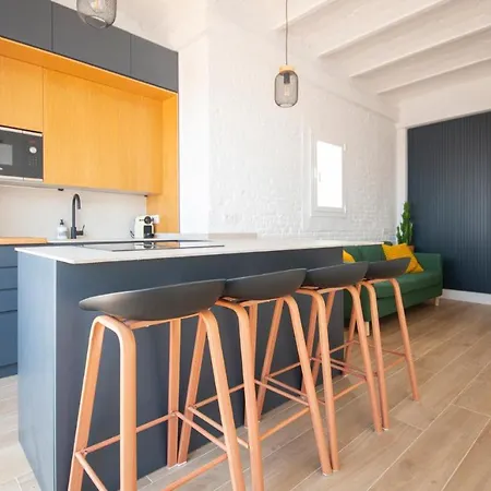 Tarracohomes-th04 Atico Con Terazza Privada En Apartmán *