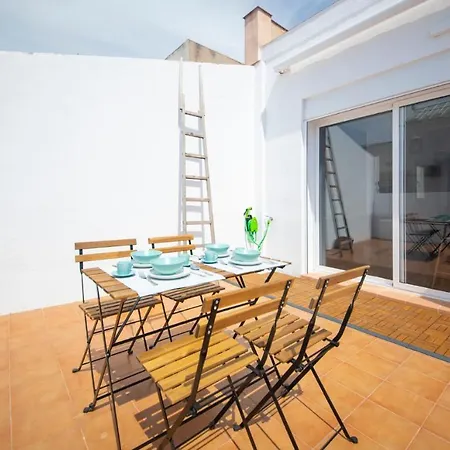 Tarracohomes-th04 Atico Con Terazza Privada En